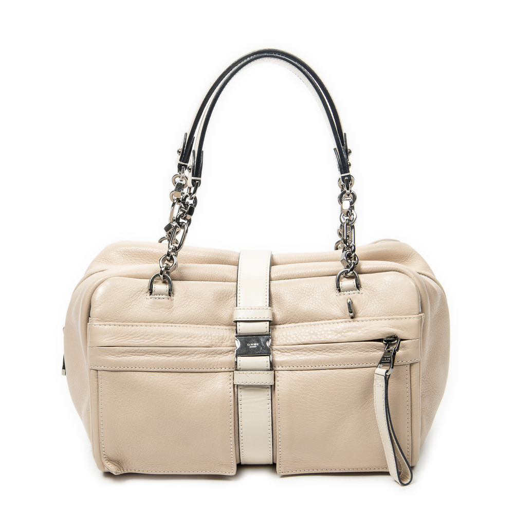 Loewe Lola 26